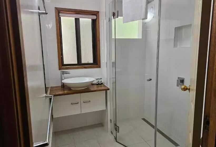 استراحتگاه Wanderers Retreat