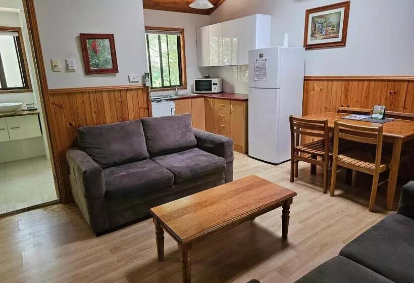 استراحتگاه Wanderers Retreat