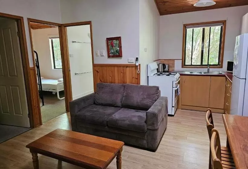 استراحتگاه Wanderers Retreat