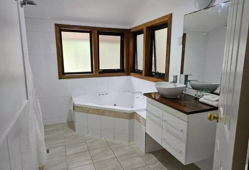 استراحتگاه Wanderers Retreat