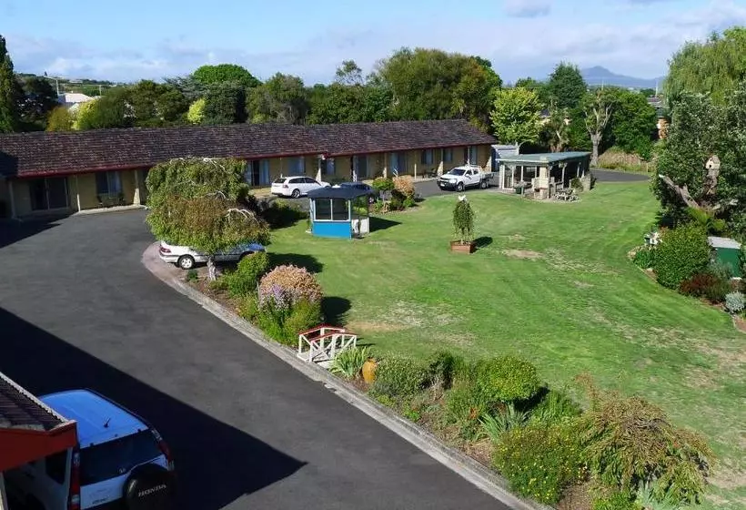 Willaway Motel Apartments