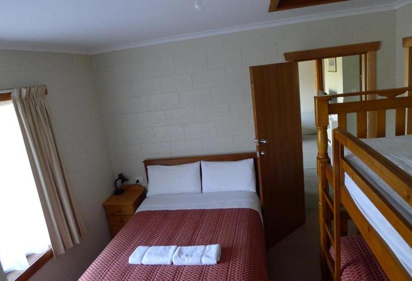 Willaway Motel Apartments