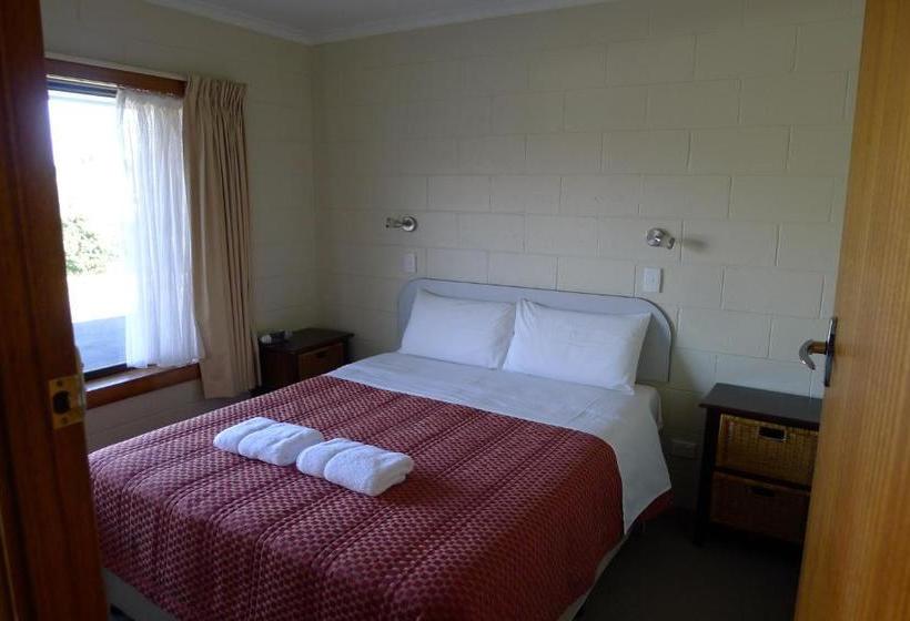 Willaway Motel Apartments