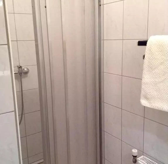 هاستل Gästehaus Renate