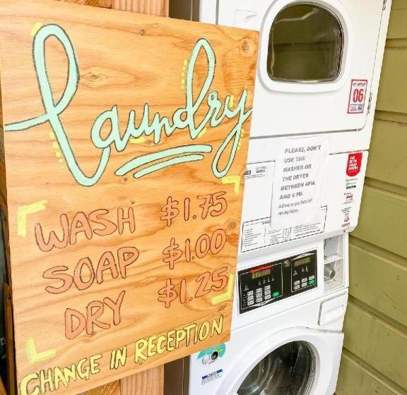 호스텔 International Travelers House Downtown San Diego Adults Only