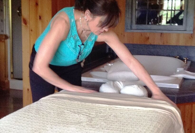 Общежитие Rabbit Hill Inn