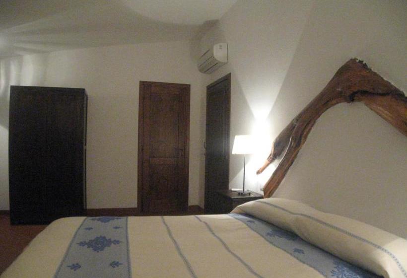 ベッドアンドブレックファースト Il Vecchio Ginepro