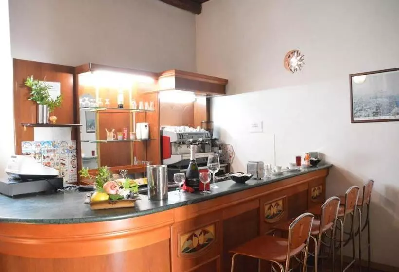 Aamiaismajoitus (B&B) Ostello Villa Redenta