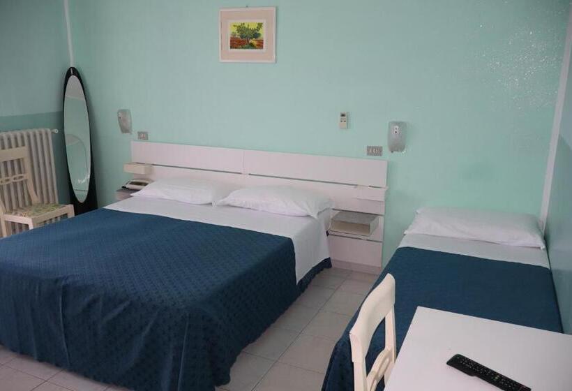 בית מלון כפרי Albatros