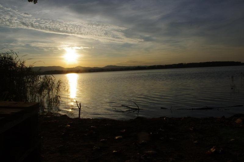 בית מלון כפרי Colle Sul Lago