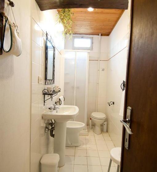 בית מלון כפרי Colle Sul Lago