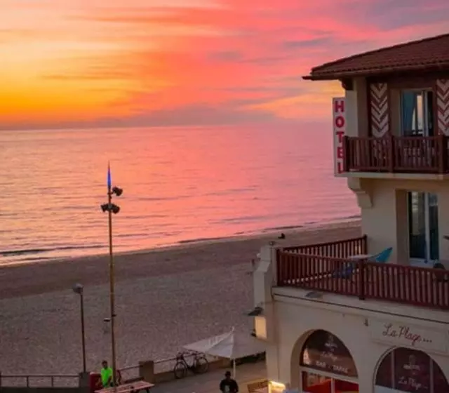 هتل Hôtel De La Plage