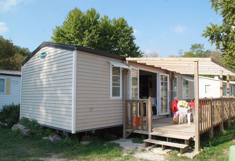 Camping Hotel Les Rives Du Loup