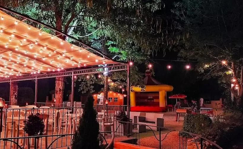 Camping Hotel Les Rives Du Loup