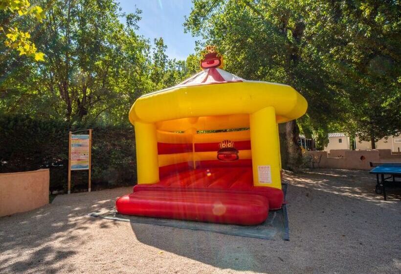 Camping Hotel Les Rives Du Loup