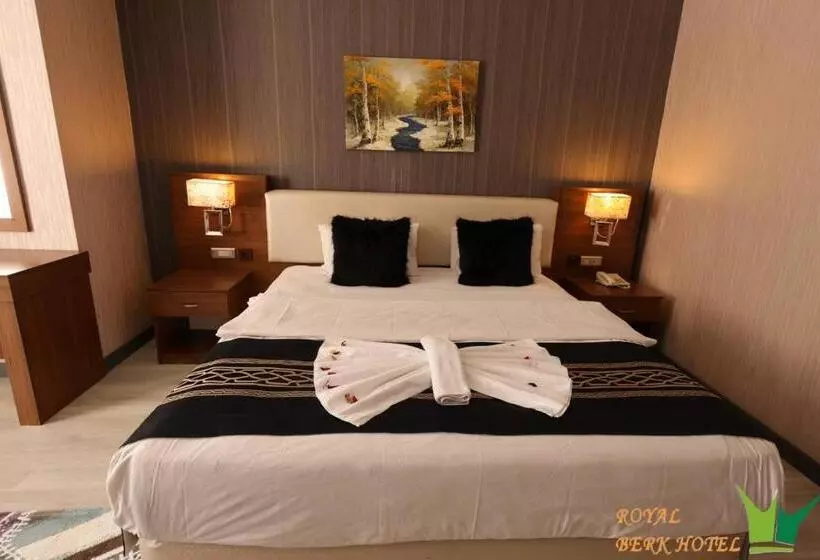 هتل Royal Berk