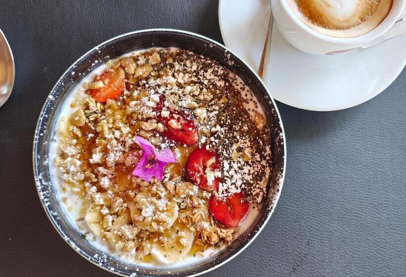 هتل Villa Margarit