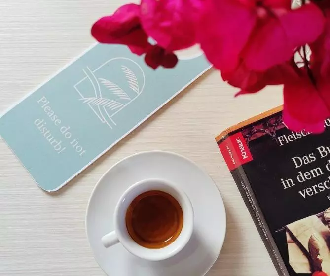 هتل Villa Margarit