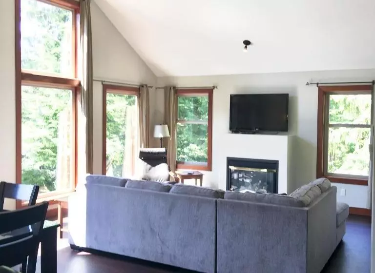 پانسیون Cobble Wood And Bird Sanctuary Guest Houses