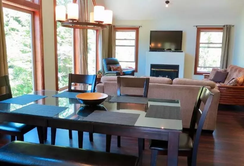 پانسیون Cobble Wood And Bird Sanctuary Guest Houses