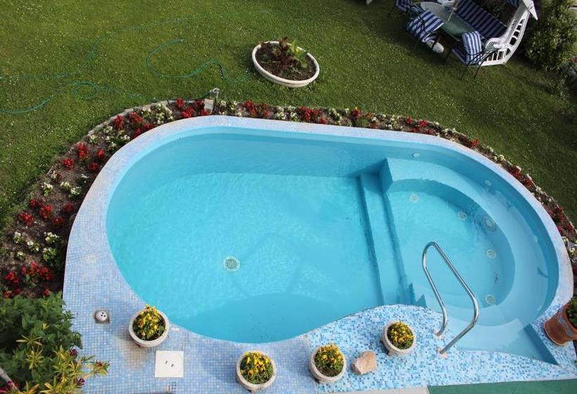 Пансион Judit Haus