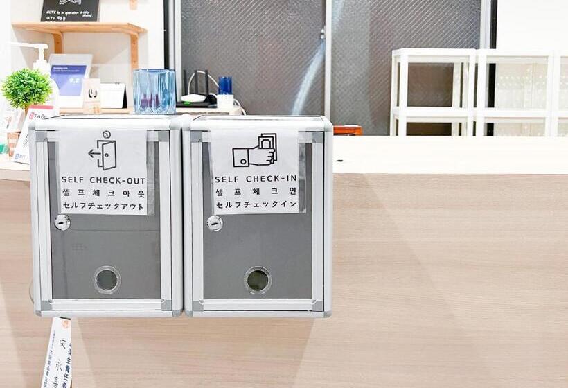 Majatalo Osaka Nipponbashi Evisu Hostel エビスホステル