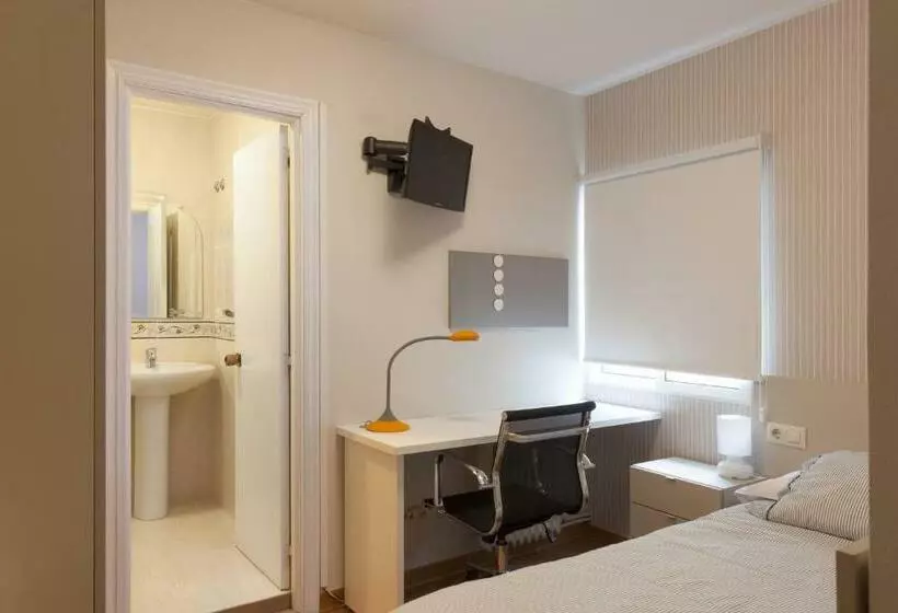 Pension Residencia F&f