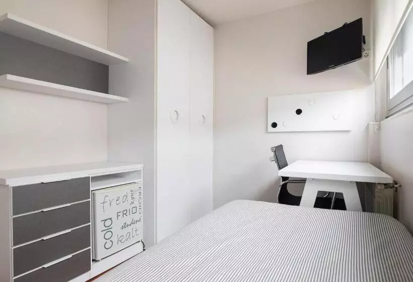 Pension Residencia F&f