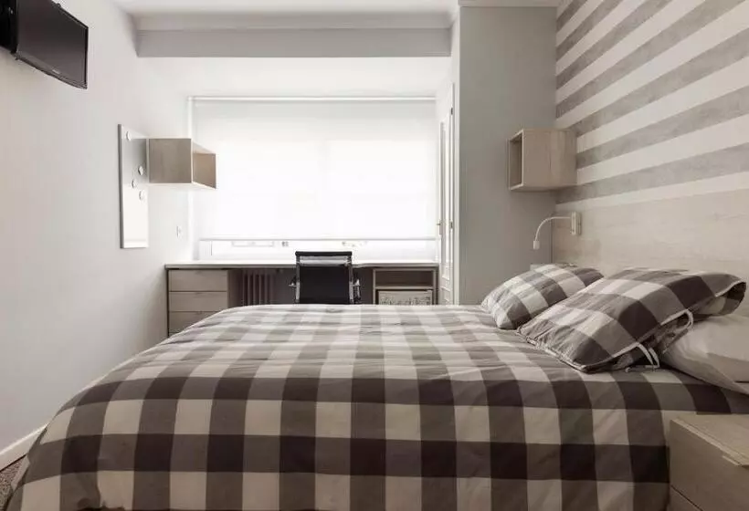 Pension Residencia F&f