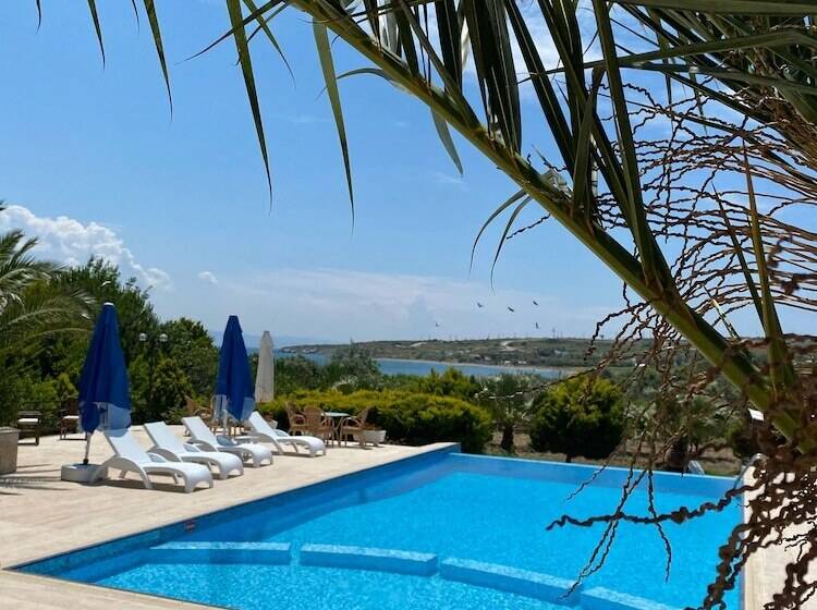 Siesta Otel Bozcaada