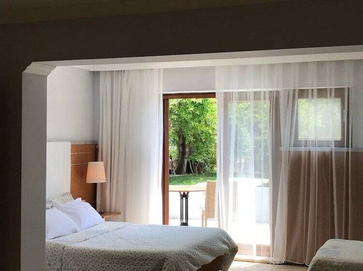 Siesta Otel Bozcaada