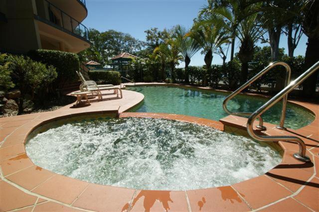 The Esplanade Riverview Holiday Apartments