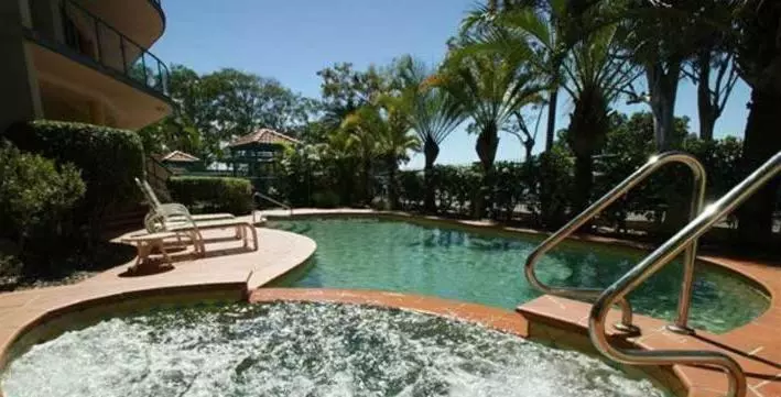 The Esplanade Riverview Holiday Apartments