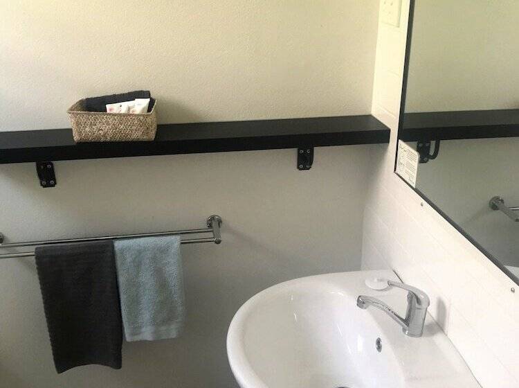 Yeppoon Surfside Motel