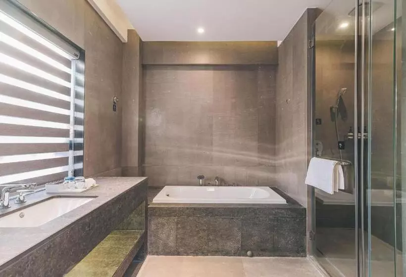 Atour Hotel Xiamen International Conference & Exhibition Center