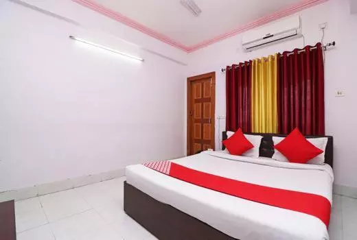 ホテル Madhu Mamata