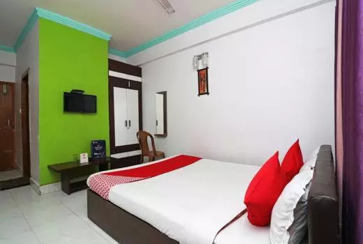 ホテル Madhu Mamata