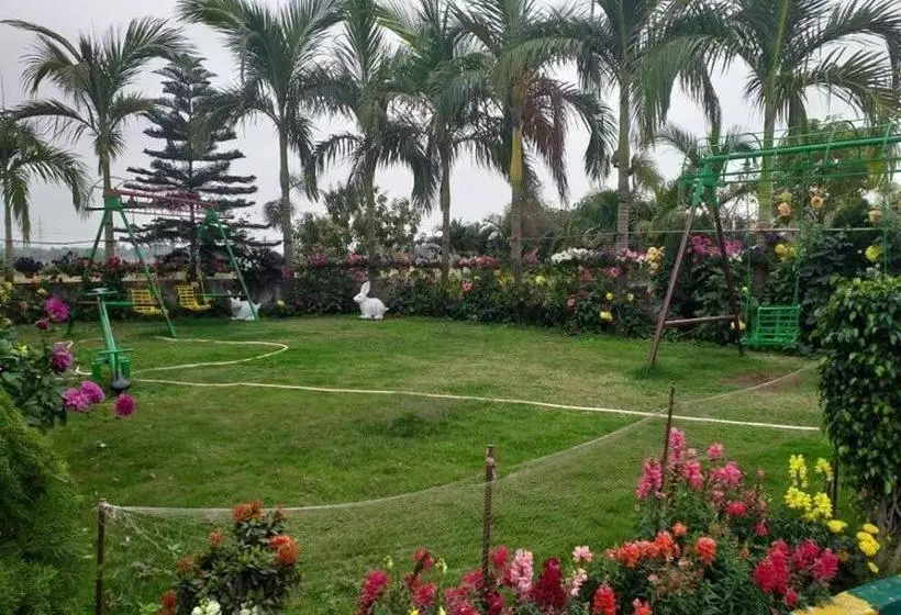 ホテル Madhu Mamata