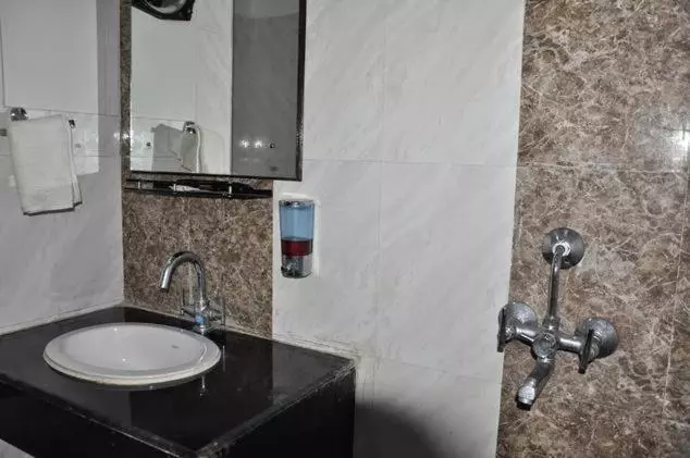 ホテル Madhu Mamata