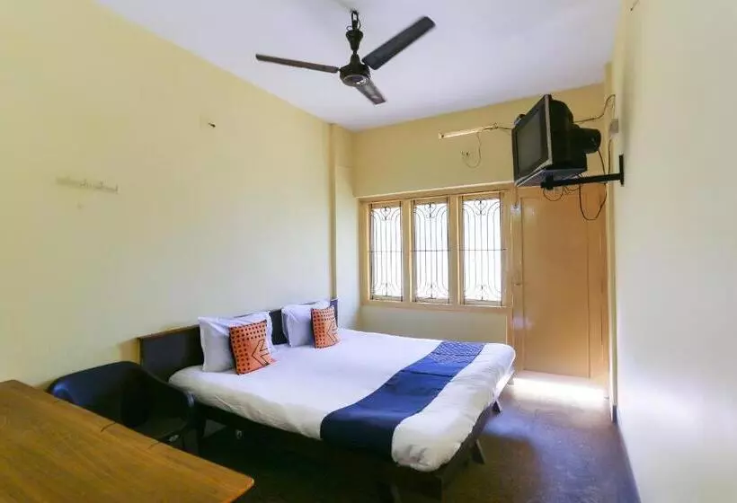 ホテル Spot On 65523 Tkt Tourist Home
