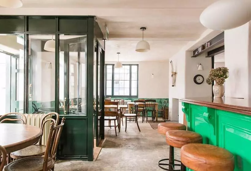 Hotelli The Bull Inn