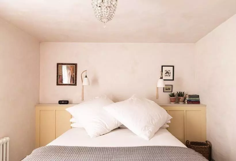 Hotelli The Bull Inn