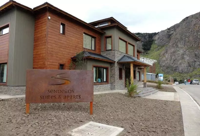 Senderos Aparts & Suites