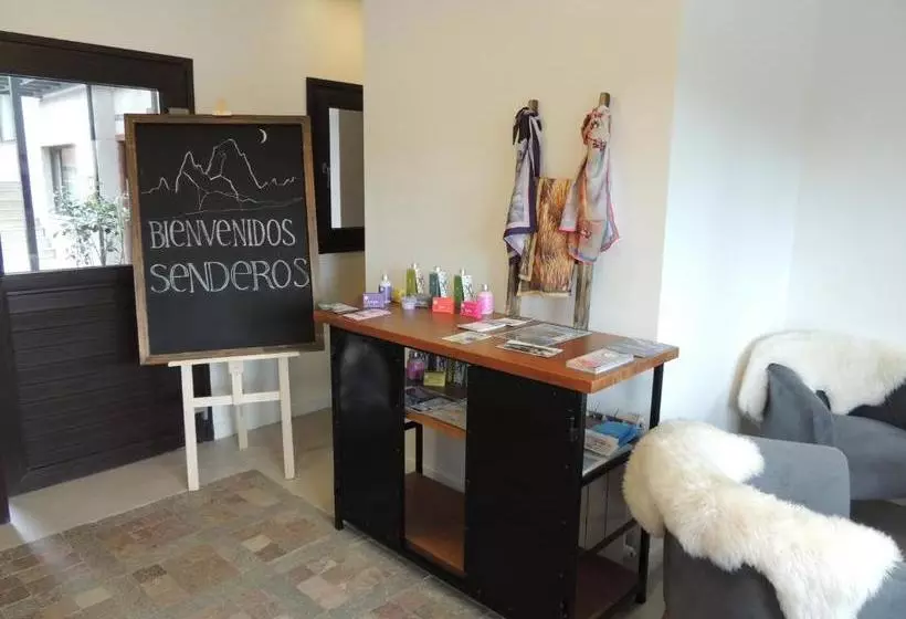 Senderos Aparts & Suites