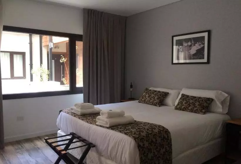 Senderos Aparts & Suites