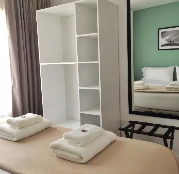 Senderos Aparts & Suites