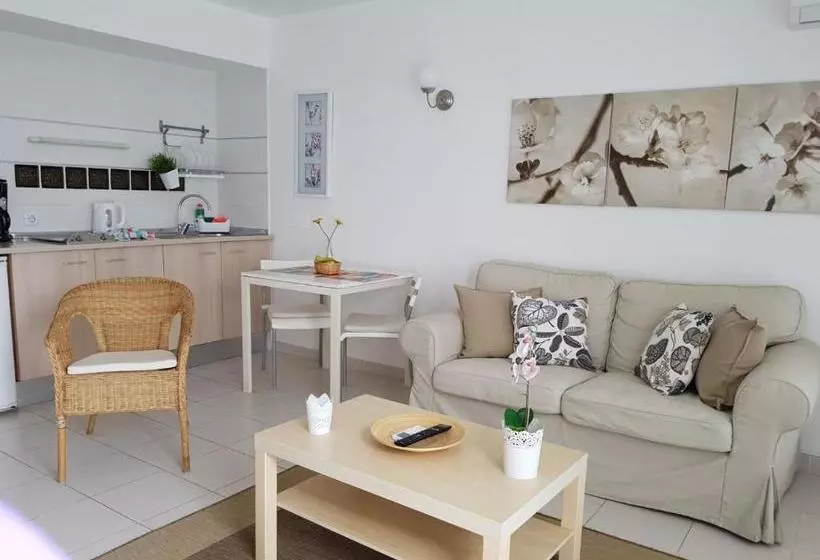 Apartamentos La Florida