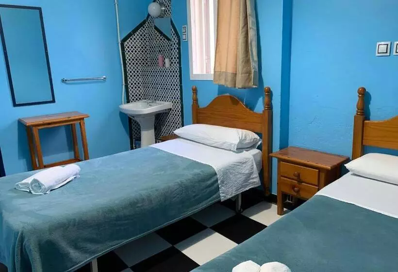 Hostelli Pensión Lisdos