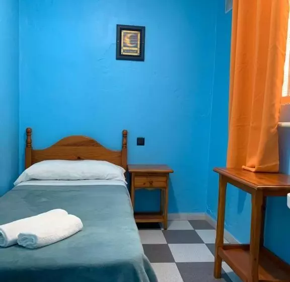 Hostelli Pensión Lisdos