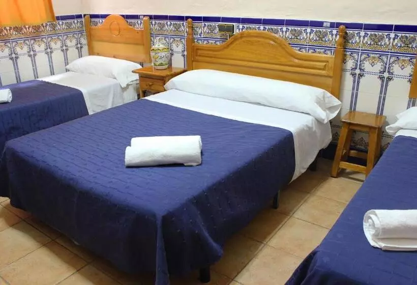 Hostelli Pensión Lisdos